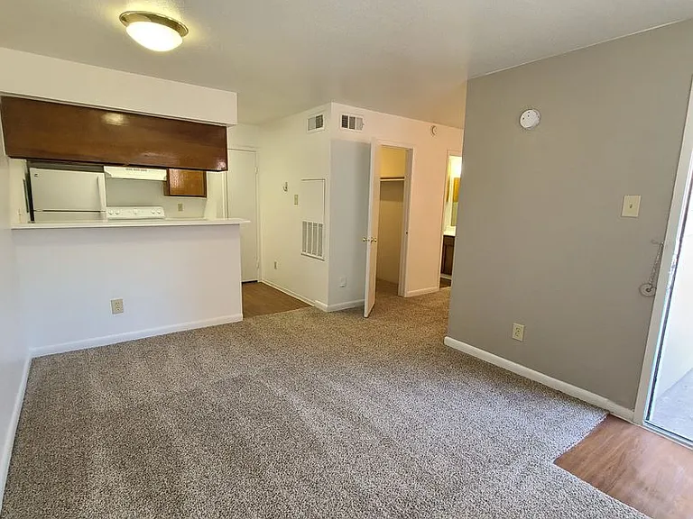 Trails of Timber Creek Apartments — Photo 4