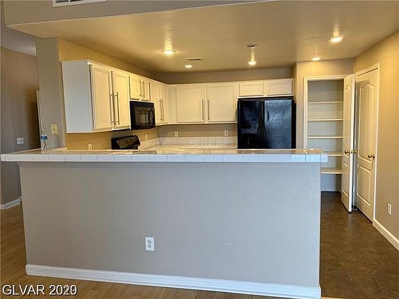 3rd image of 2325 Windmill Pkwy APT 721