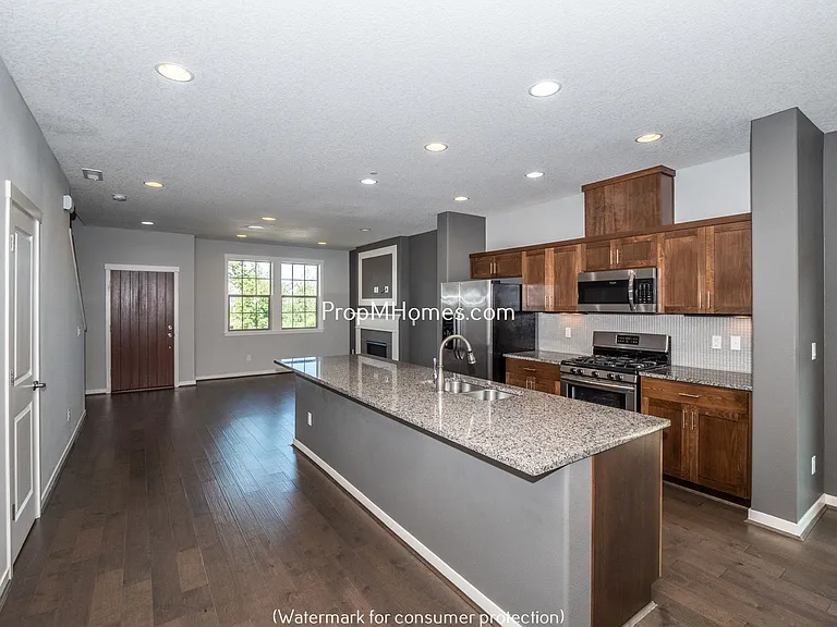 28656 SW Villebois Dr N — Photo 4