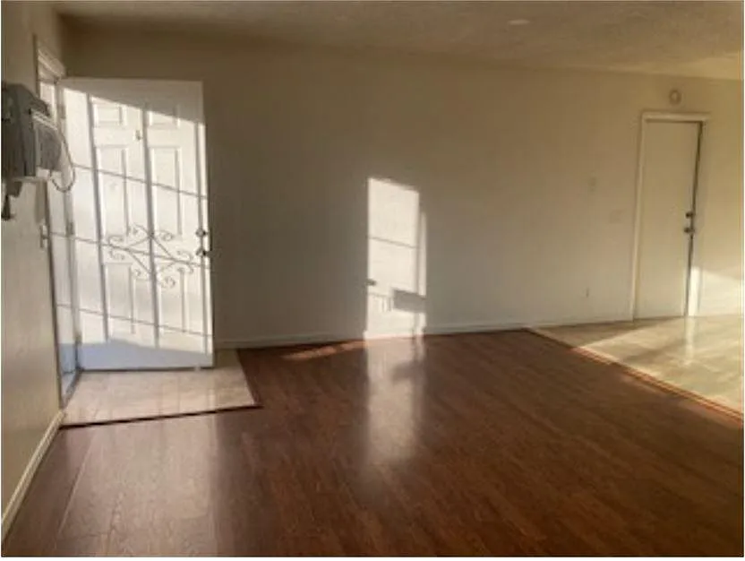 Photo 2 of 20 - 32241 Avenue D #E - Yucaipa, CA Building Photo - 32241 Avenue D #E