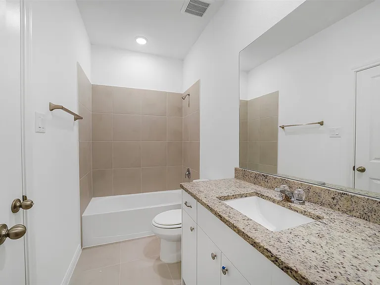 13614 Pine Dr — Photo 20