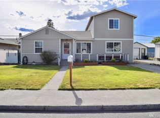 111 E St NE, Ephrata, WA 98823