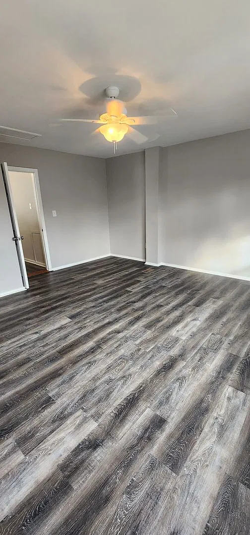 5944 Engel Ave — Photo 3