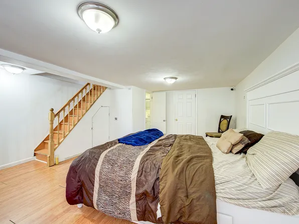 627 Beach 65th Street image 22 of 30