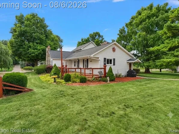 3877 N Oak St, Metamora, MI 48455