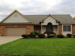 738 Mesa Verde Dr, Barberton, OH