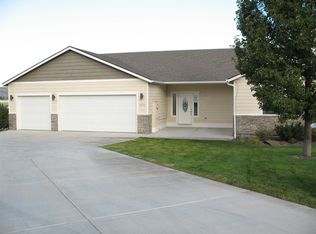 6408 Westview Loop, West Richland, WA
