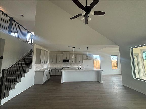 7th image of this home