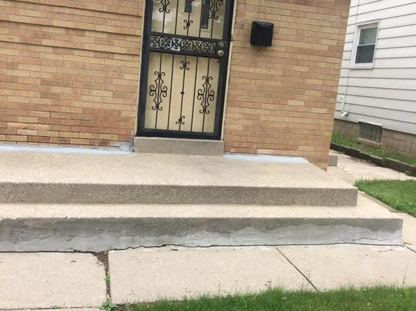 4074 N 49th St, Milwaukee, WI 53216