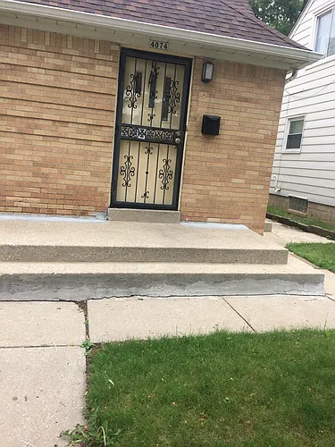 4074 N 49th St Photo 1