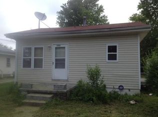 1923 Harvest Ave, Cahokia, IL 62206