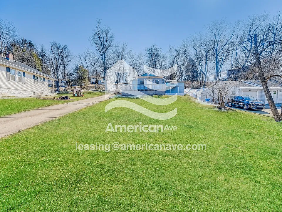 130 Penneman Ave