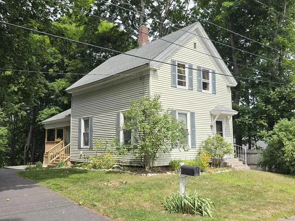 8 Enterprise Street, Lisbon, ME 04252