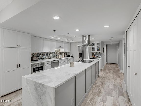 3rd image of 3001 S Atlantic Ave APT 501