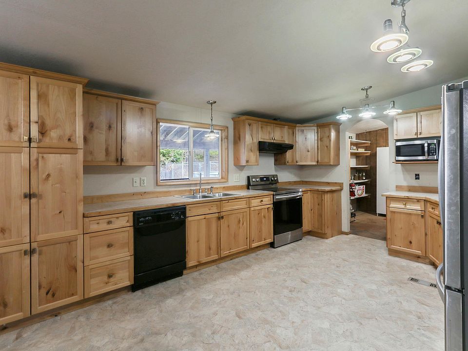 1st image of 457 Winterton Rd