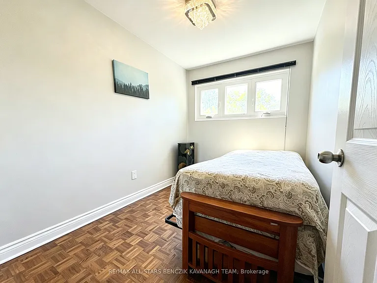 105 Wales Ave — Photo 7