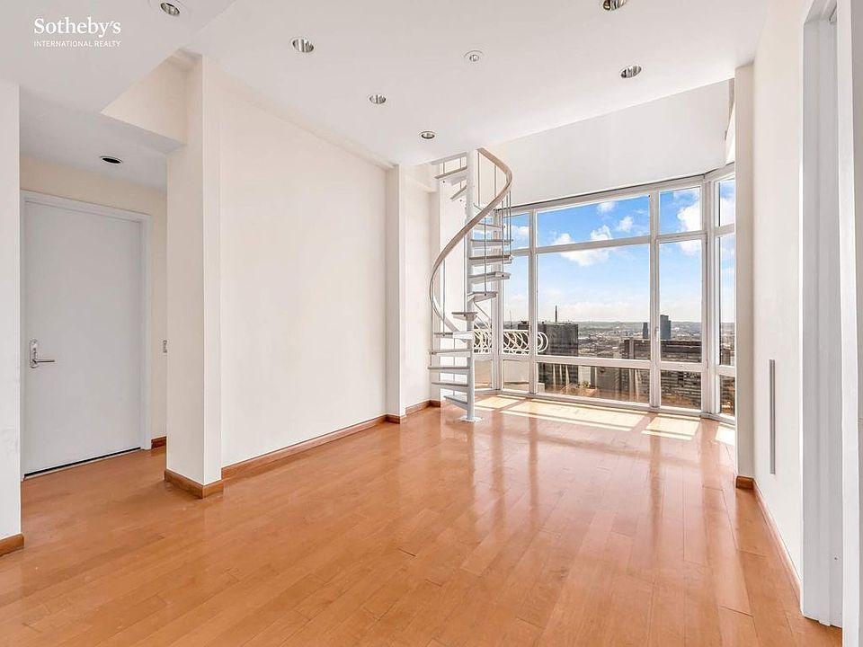 1st image of 200 E 32nd St APT 35A