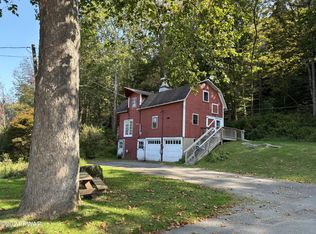 94 Hancock Hwy, Honesdale, PA 18431