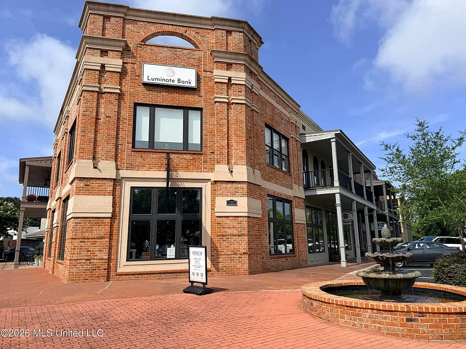 207 W Jackson St