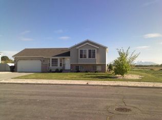2479 W 2150 S, Syracuse, UT 84075
