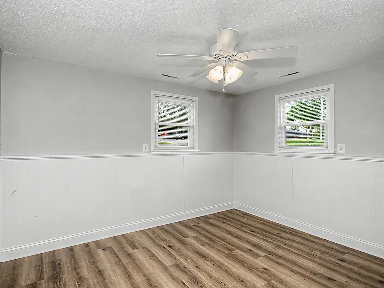 1411 Georgia Ave — Photo 14