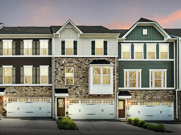 1159 Rosecroft Ln, York, PA 17403