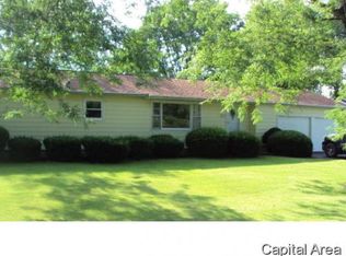 101 S Yates St, Alpha, IL 61413