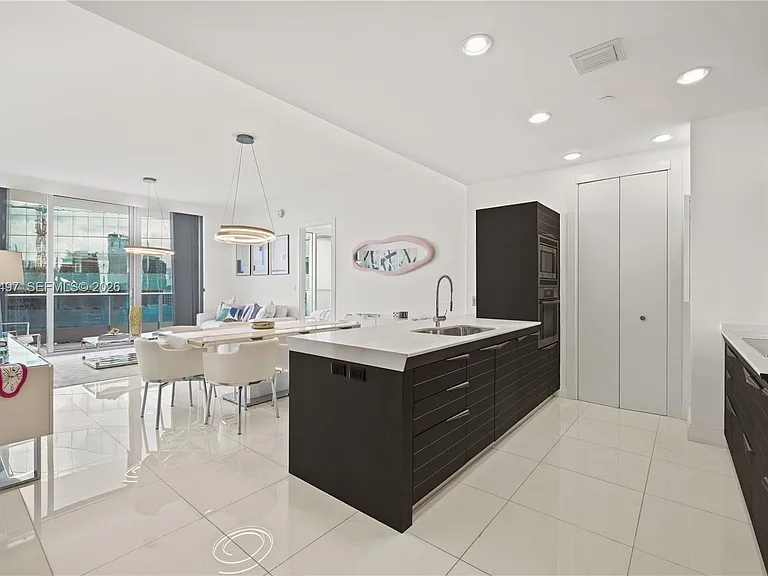 200 Biscayne Boulevard Way #5009 — Photo 46