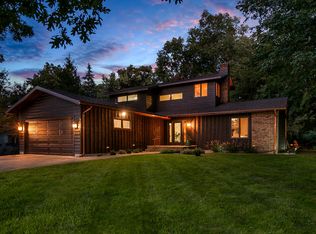 69115 Oakwood Dr, White Pigeon, MI 49099