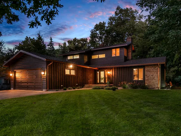 69115 Oakwood Dr, White Pigeon, MI 49099