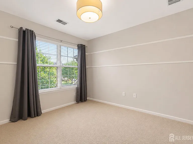 12 Scarlet Oak Dr — Photo 19