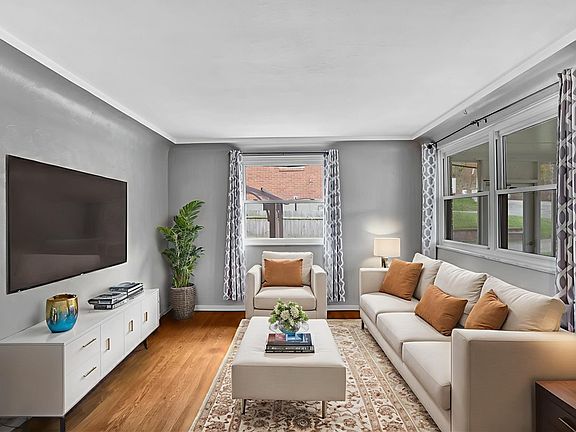 2nd image of 405 Antonelli Dr