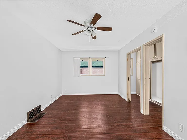 3312 E 2nd Street — Photo 5