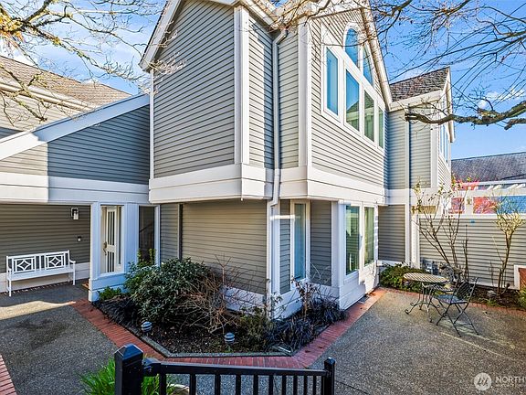 4th image of 3503 Harborview Drive #2
