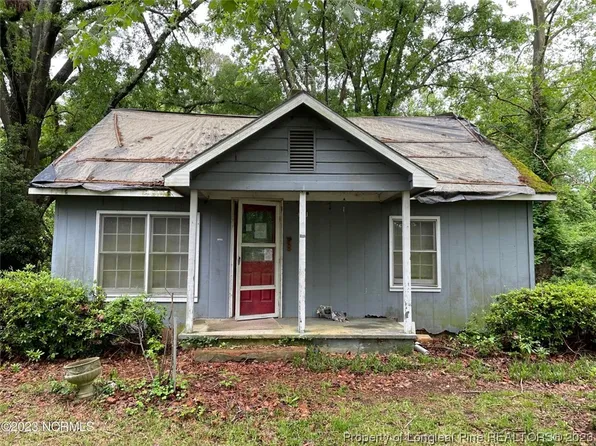 211 N Alma St, Vass, NC 28394