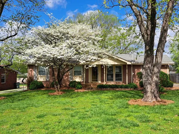 8315 Gordon Ln, Hermitage, TN 37076