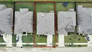 5 bed, 3.5 bath, 3893 sqft, $3,400 — Photo 4