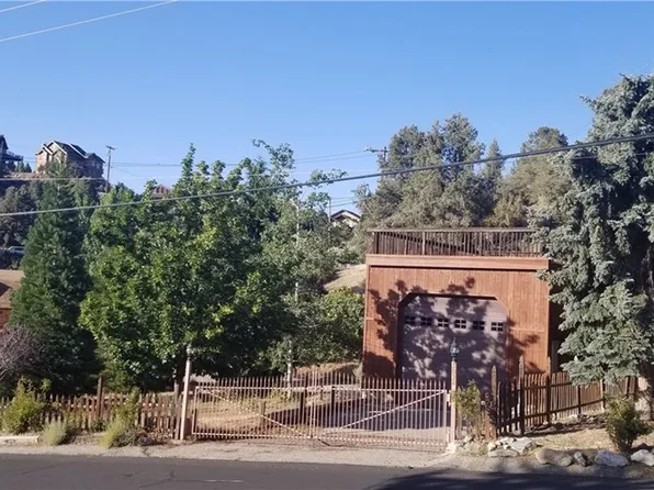 2032 Woodland Dr, Frazier Park, CA 93225