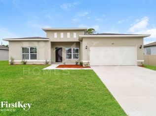 670 Weaver Rd SW, Palm Bay, FL 32908