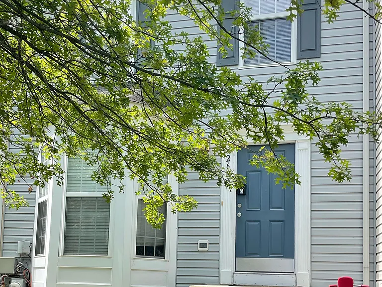 2660 Cedar Elm Dr — Photo 1