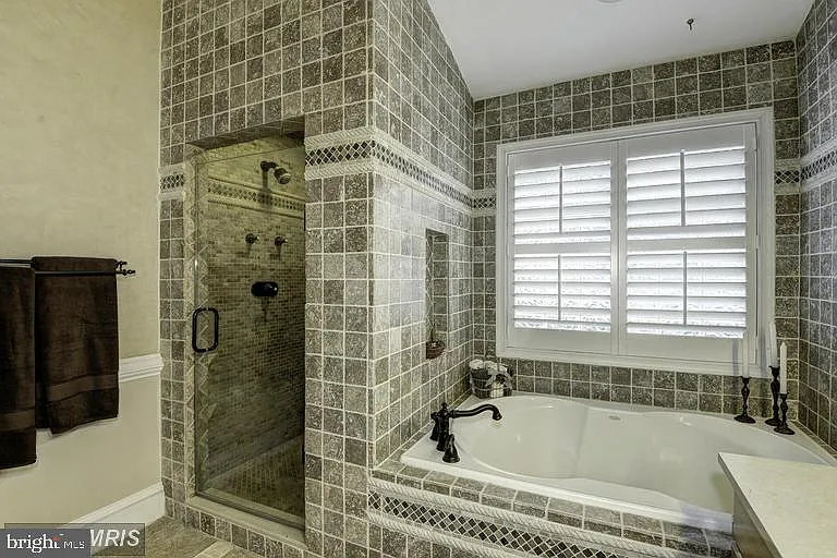 10501 Chancery Ct — Photo 10