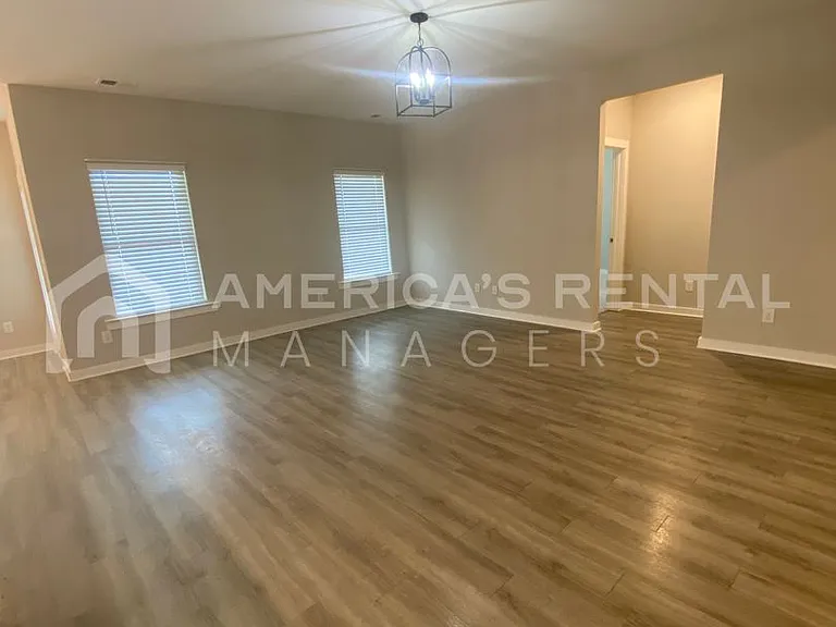 240 County Road 1701 — Photo 19