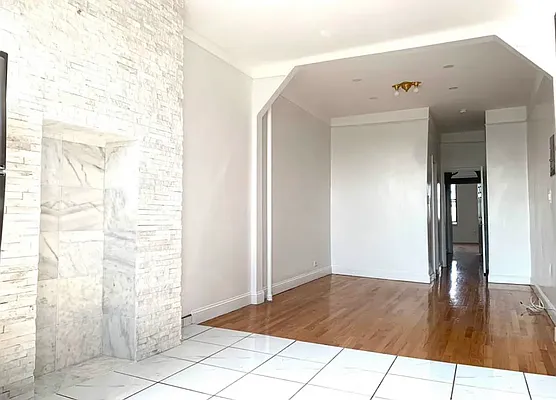 Rented by Bond New York | media 8