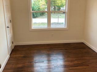 102 E 12th Pl, Claremore, OK 74017