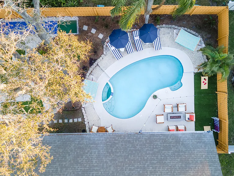 1394 Stonehenge Way — Photo 20