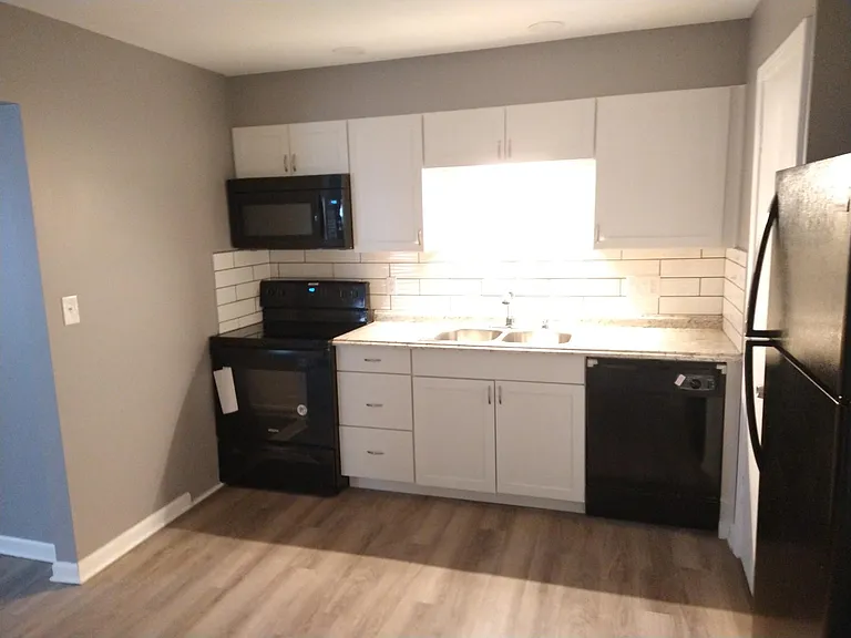 11415 Palmer Ave — Photo 10