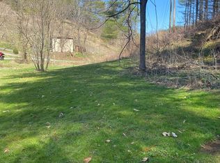 Sam J Byrd Rd, Burnsville, NC 28714