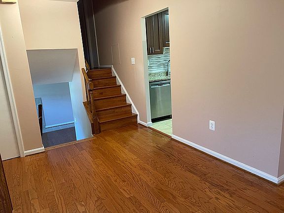 5th image of 3513 Hepburn Ct