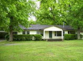 906 E Waring St, Waycross, GA 31501