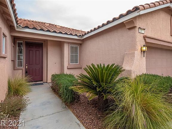 2nd image of 2834 Gallant Hills Dr